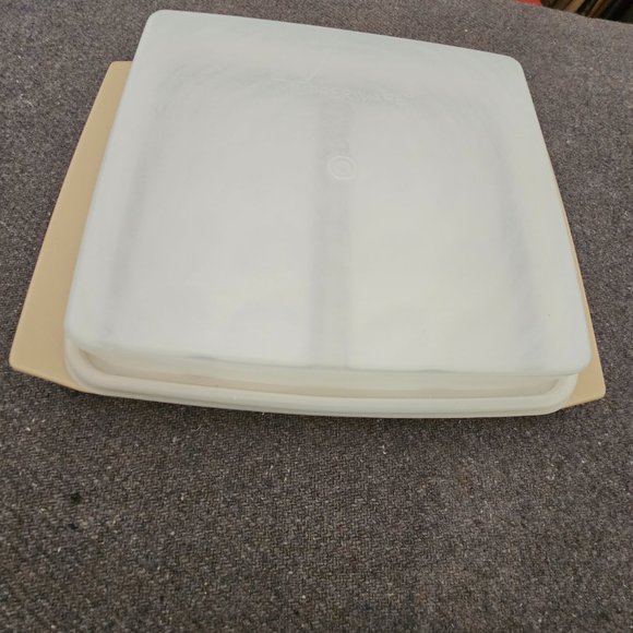 VTG Tupperware 723-4 Pc Ivory Color Deviled Egg Container Tray Keeper w/… - Picture 8 of 8